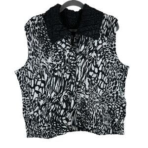 The Magic Scarf Company Black White Full Zip Reversible Crinkle Vest Pockets 2X